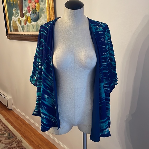 Forever 21 Sweaters - Forever 21 Shrug